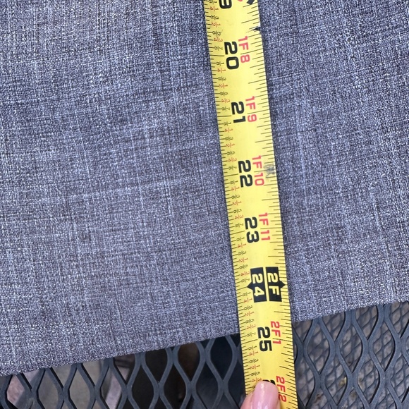 Alfred Dunner Petite Gray Blazer with Flower Pin ~ 14P - Picture 5 of 5